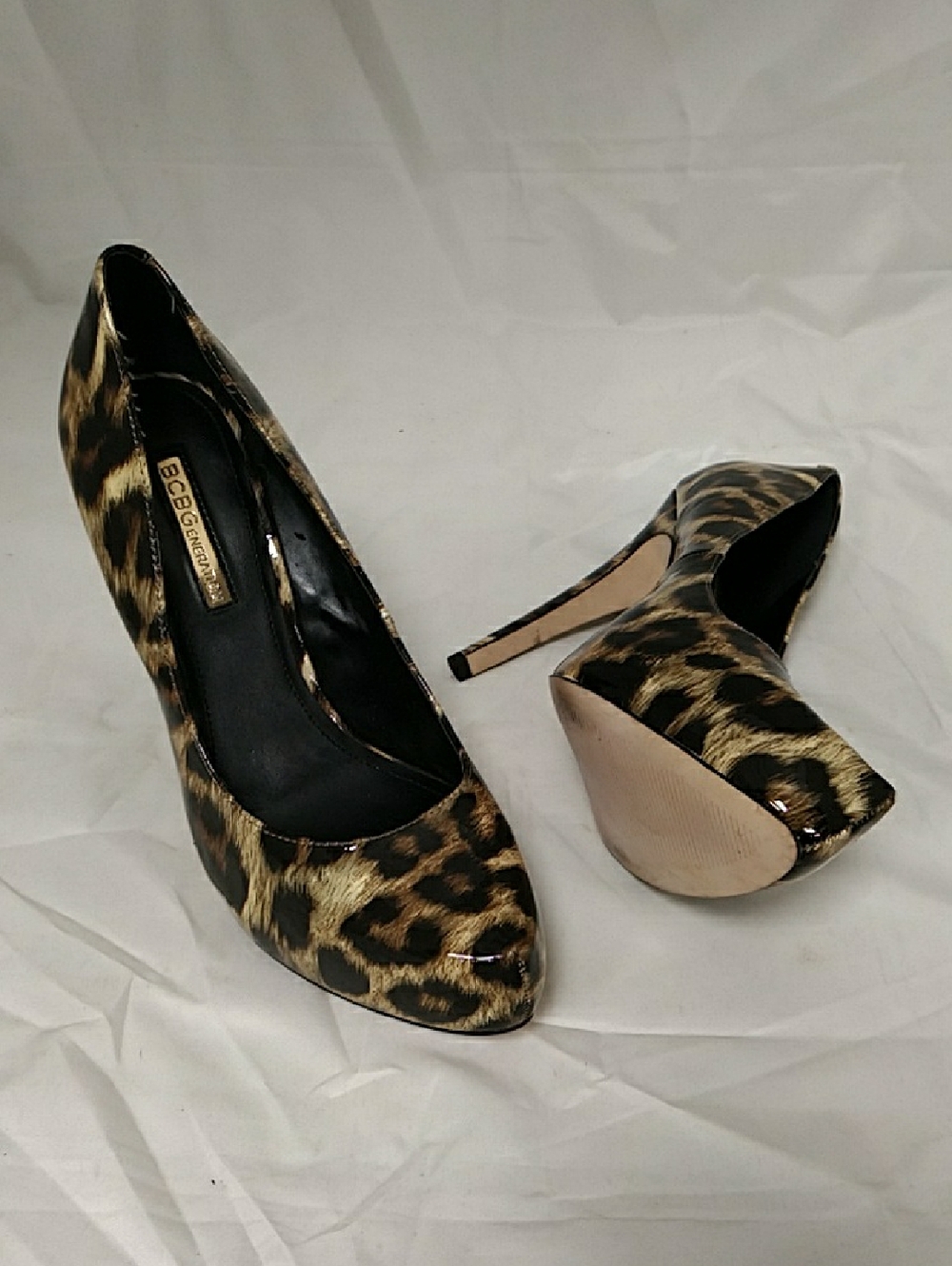 BCB Generation Leopard Patent Hidden Platform Pumps Size 8M